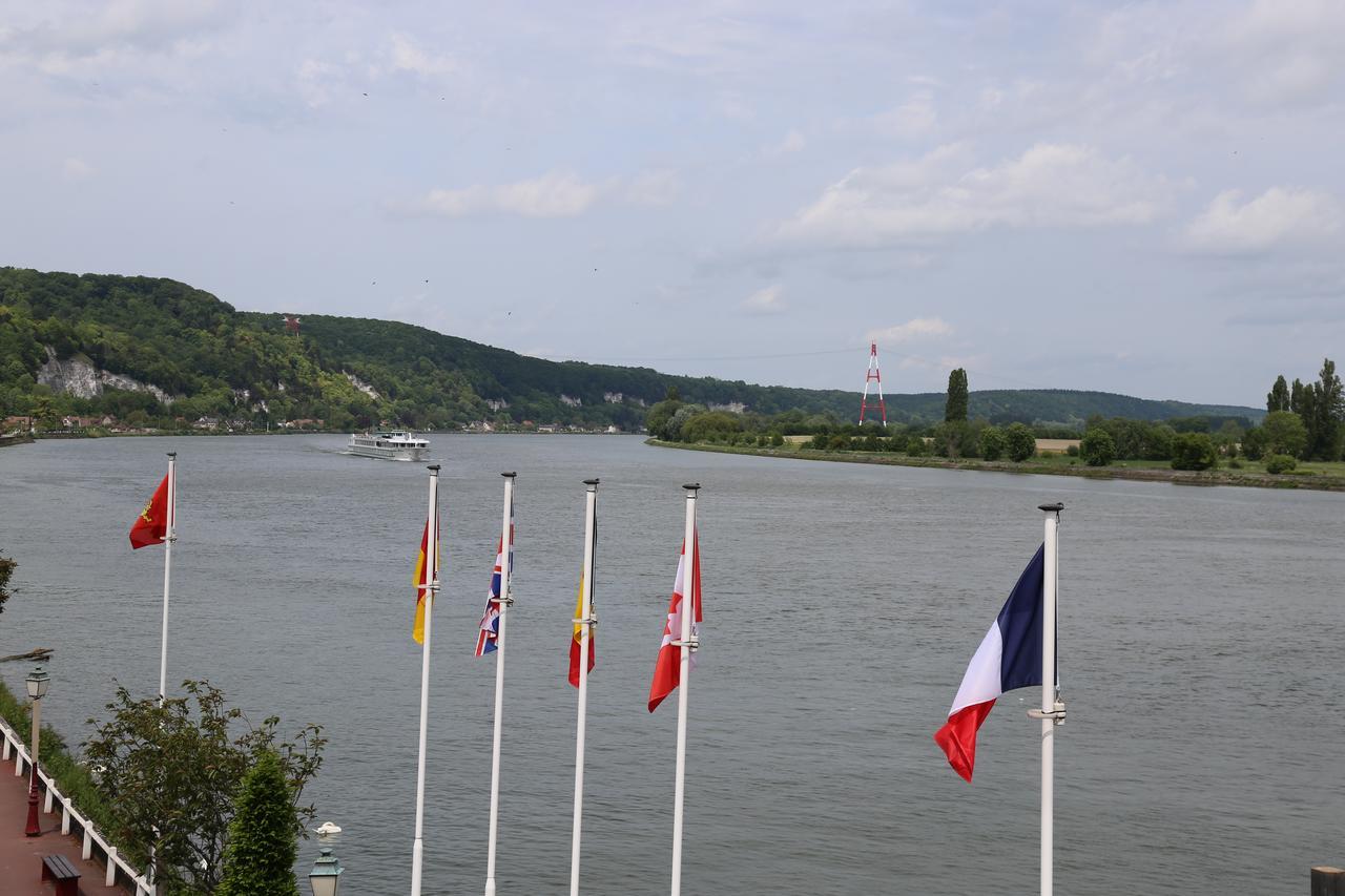 Le Saint Pierre Hotell Rouen Exteriör bild